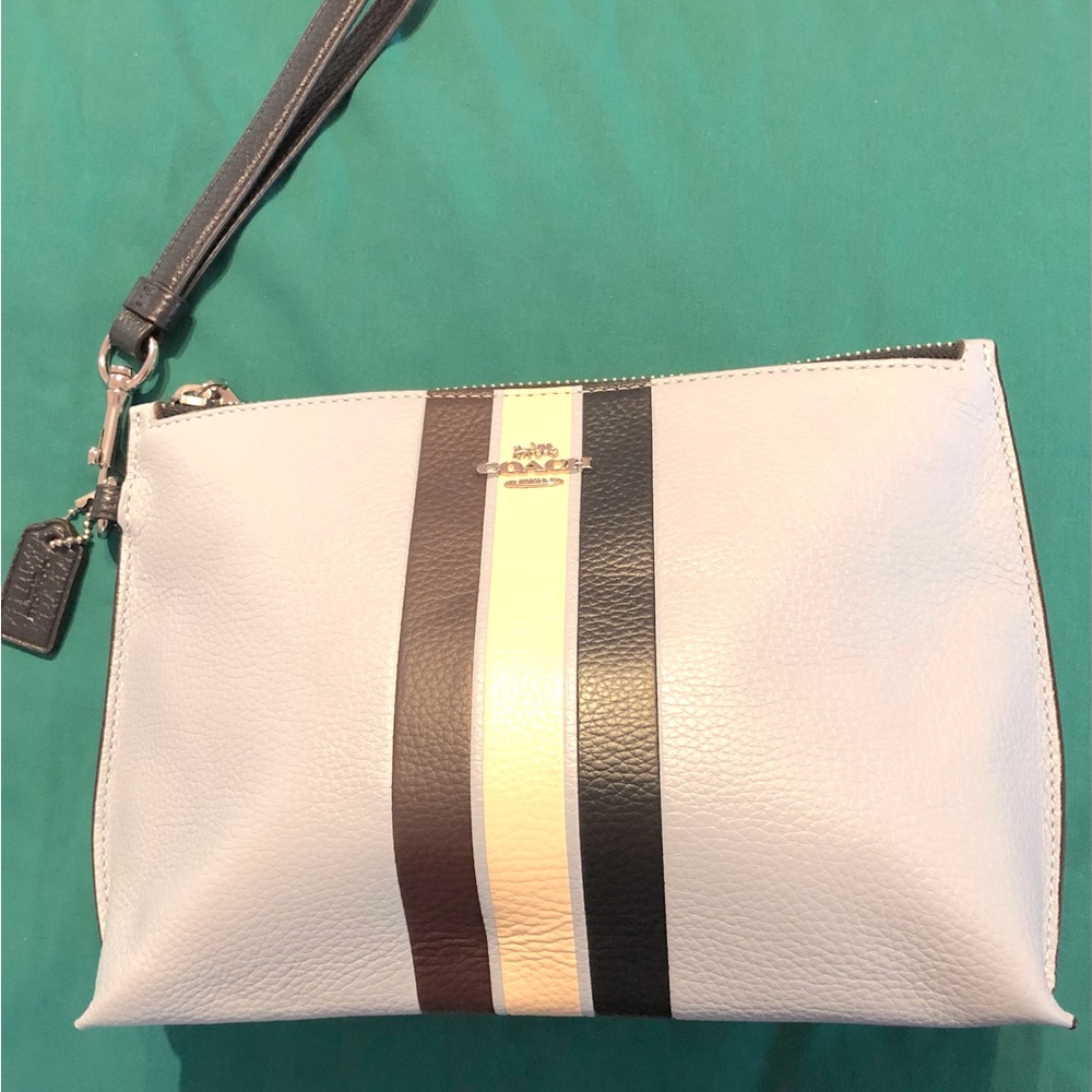 Authentic NWOT Coach Large Wristlet Horse & Carriage Varsity Stripe Blue/Black